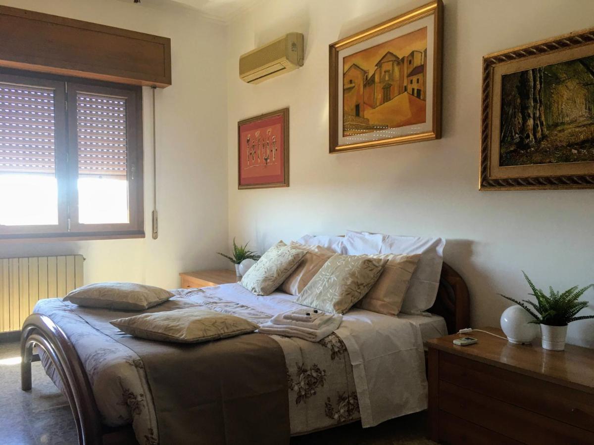 Appartamento Panoramic And Bright Penthouse Is Waiting For You Roma Esterno foto